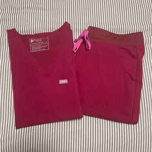 Dark Magenta FIGS medium scrub set